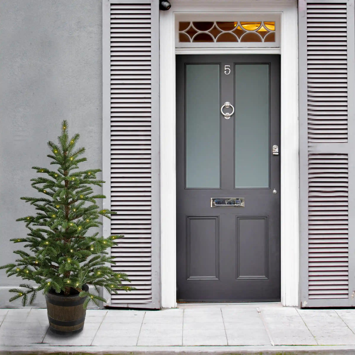 4 ft. Norwegian Spruce Entrance Tree with Clear Lights, Plug-In